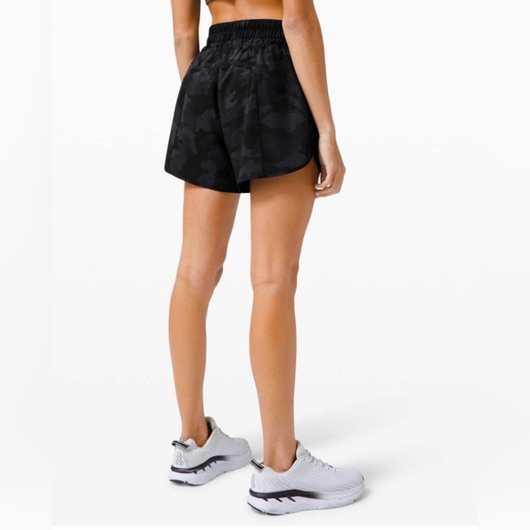 Lululemon Track That Short 5" Heritage 365 Camo Deep Coal Multi, Size 4 - Picture 7 of 8
